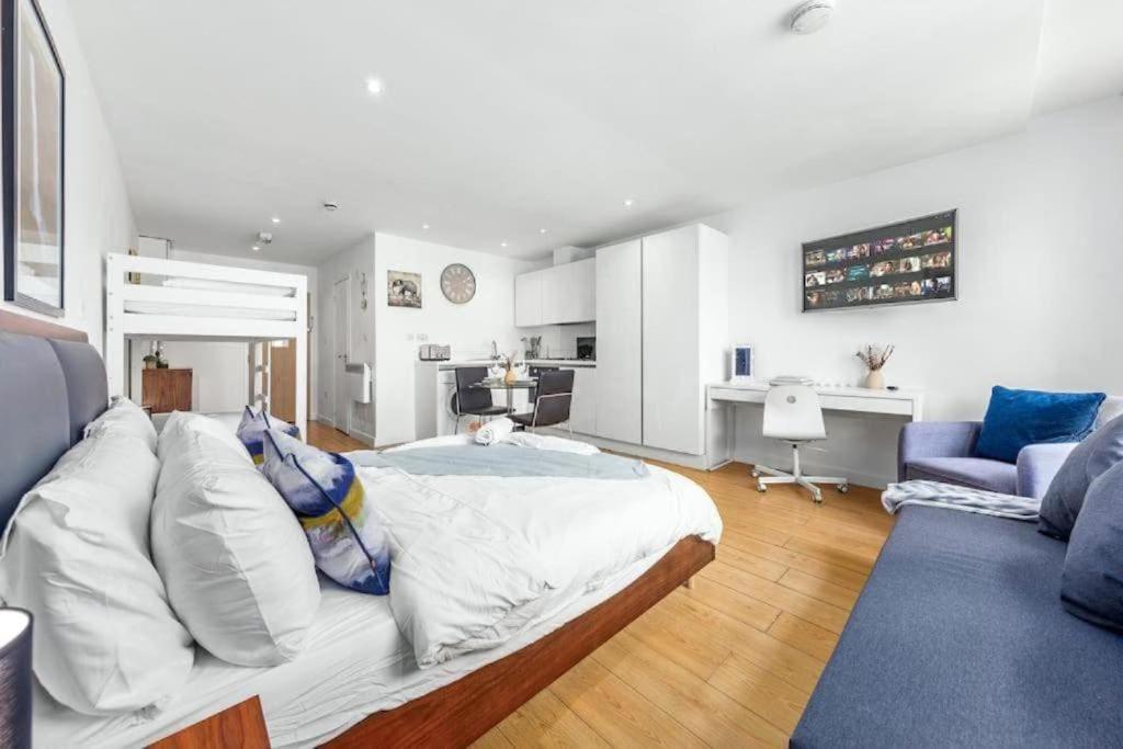 1 Bedroom Flat Piccadilly Sleep 7 In London Vr10 Exteriör bild