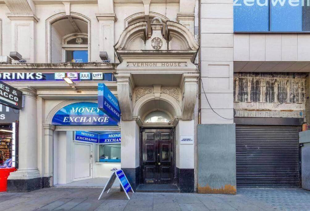 1 Bedroom Flat Piccadilly Sleep 7 In London Vr10 Exteriör bild